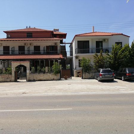 Petradaki Apartments Мола-Каліва Екстер'єр фото