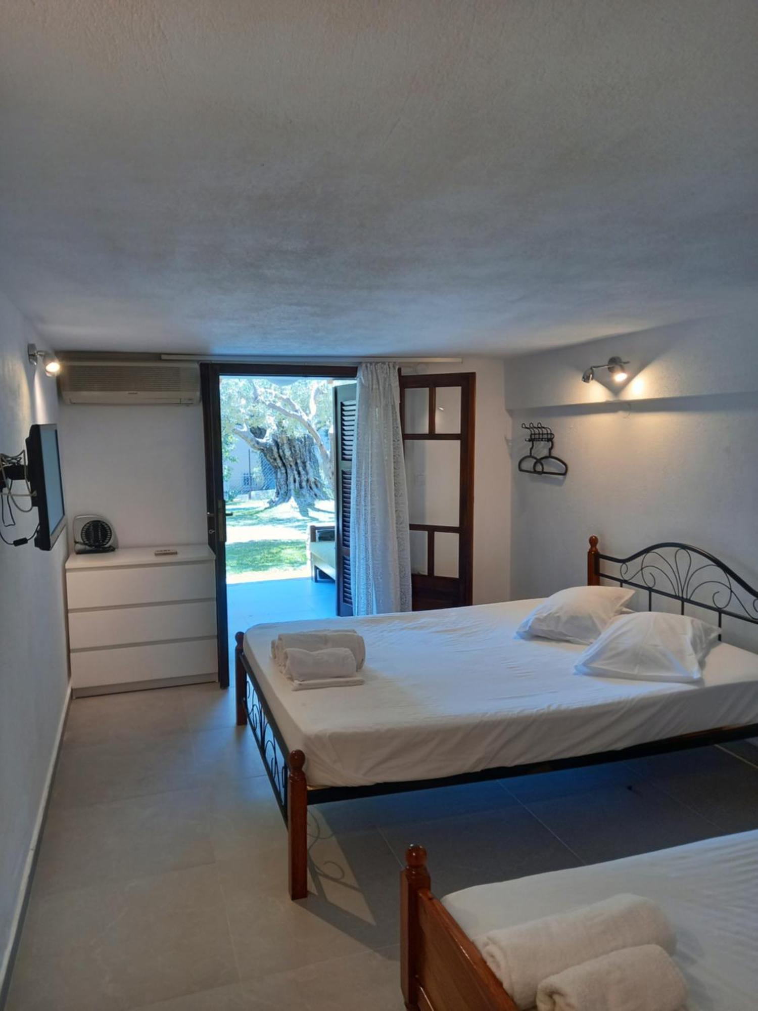 Petradaki Apartments Мола-Каліва Номер фото