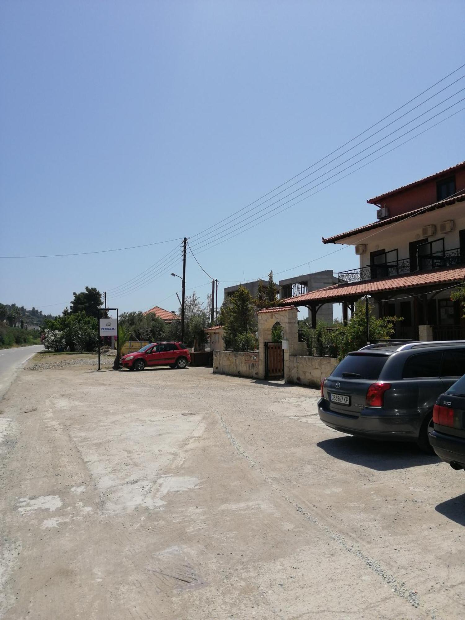 Petradaki Apartments Мола-Каліва Екстер'єр фото