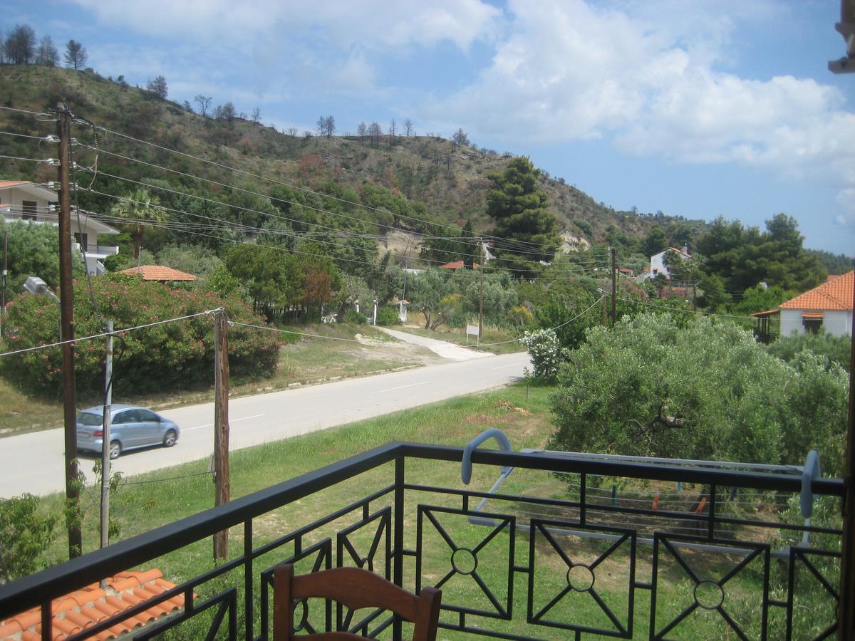 Petradaki Apartments Мола-Каліва Екстер'єр фото
